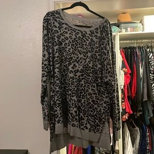 Grey leopard print sweater
